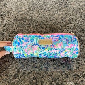 Multicolor Lilly Pulitzer pouch!